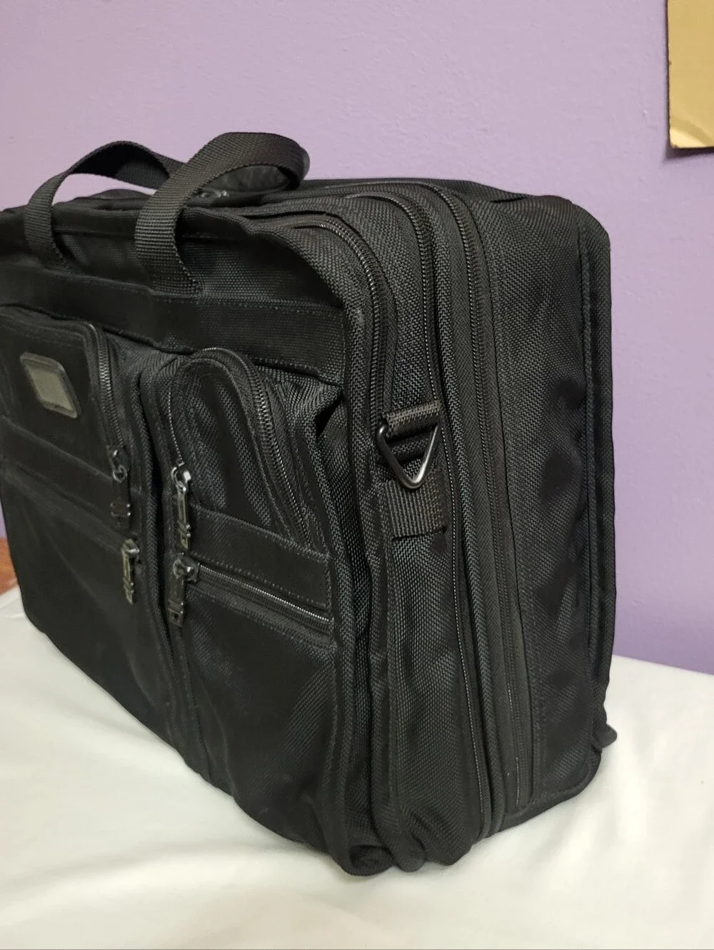 TUMI Alpha Deluxe Shoulder Messenger Bag Multi-Pocket BRIEFCASE Organizer 2621D3